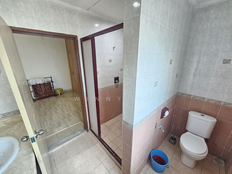 2-storey Terraced House for Sale in Bukit Jelutong (Shah Alam) - Winny Su - Bathroom - PropertyGuru.com.my