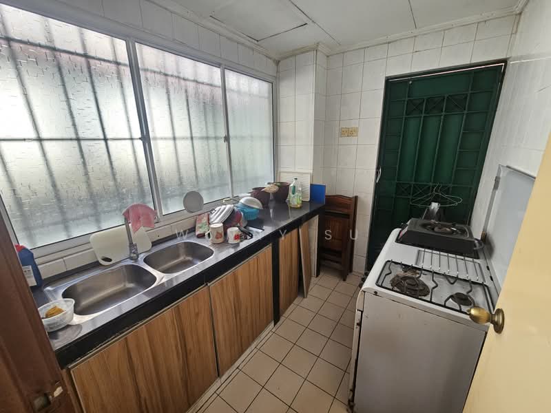2-storey Terraced House for Sale in Bukit Jelutong (Shah Alam) - Winny Su - Kitchen - PropertyGuru.com.my