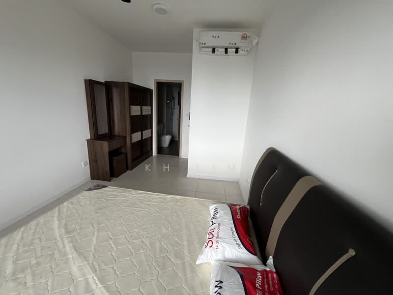 Kondominium untuk Disewa di Granito - KH Lim - Bedroom - PropertyGuru.com.my