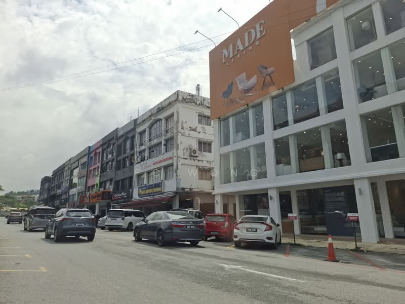 Kedai / Pejabat untuk Dijual di BANDAR PUCHONG JAYA (Puchong) - FC Wong - Exterior - PropertyGuru.com.my
