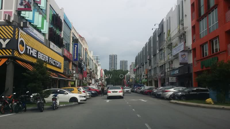 Shop / Office for Sale in Bandar Puteri Puchong (Puchong) - FC Wong - Exterior - PropertyGuru.com.my
