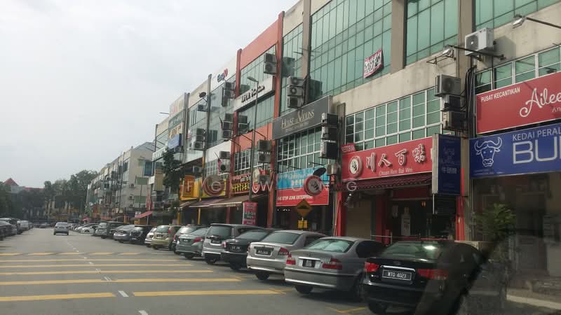 Shop / Office for Sale in Bandar Puteri Puchong (Puchong) - FC Wong - Exterior - PropertyGuru.com.my