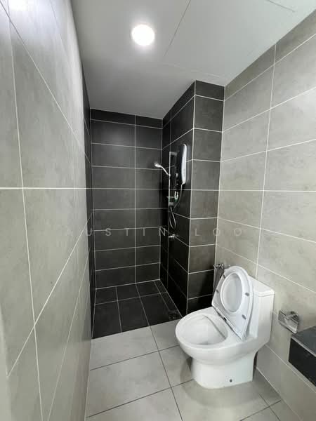 Service Residence for Rent at M Oscar - Austin Loo - Bathroom - PropertyGuru.com.my