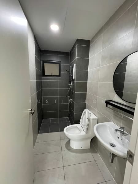 Service Residence for Rent at M Oscar - Austin Loo - Bathroom - PropertyGuru.com.my