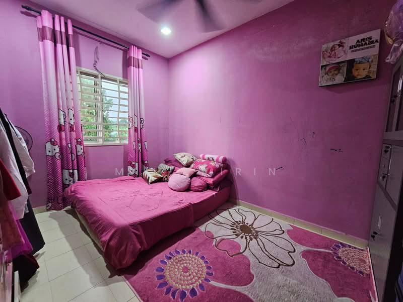 2-storey Terraced House for Sale in Sepang (Selangor) - M.J Zairin - Bedroom - PropertyGuru.com.my