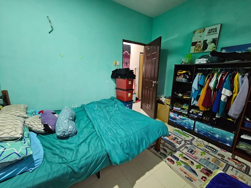 2-storey Terraced House for Sale in Sepang (Selangor) - M.J Zairin - Bedroom - PropertyGuru.com.my