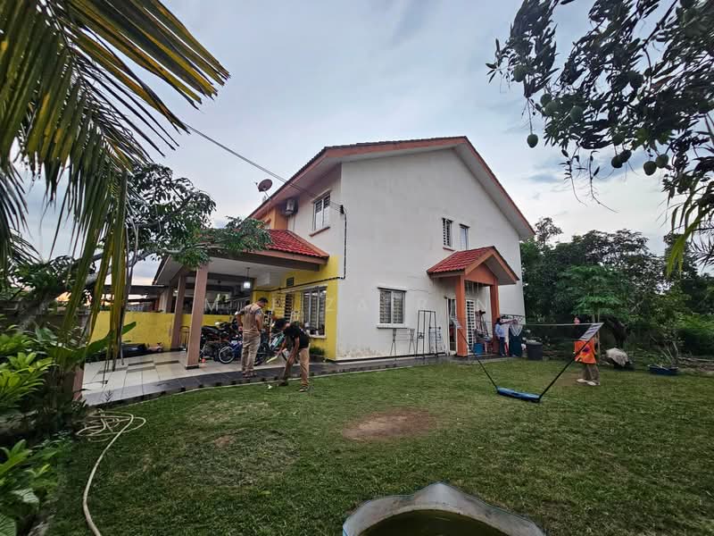 2-storey Terraced House for Sale in Sepang (Selangor) - M.J Zairin - Exterior - PropertyGuru.com.my