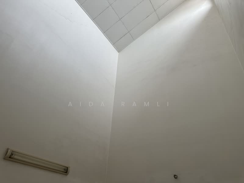 Rumah Teres 2 Tingkat untuk Dijual di Bukit Jelutong (Shah Alam) - Aida Ramli - PropertyGuru.com.my