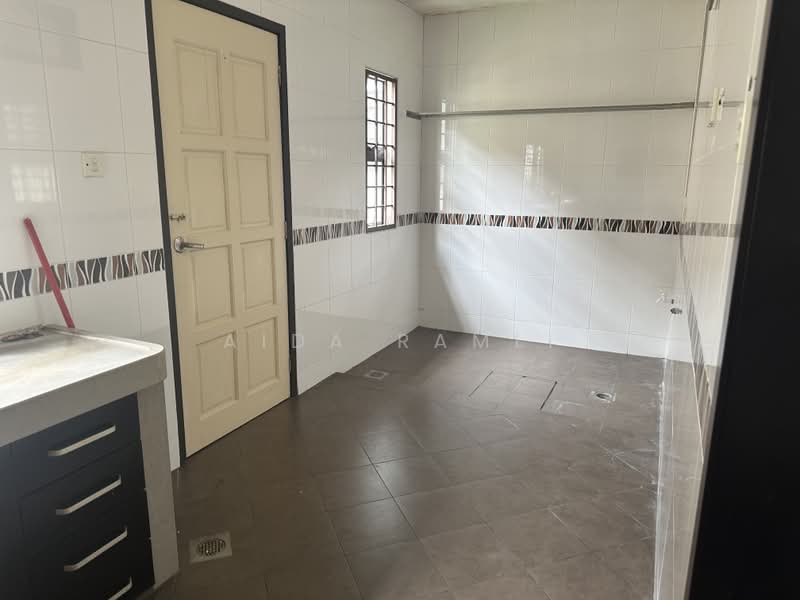 Rumah Teres 2 Tingkat untuk Dijual di Bukit Jelutong (Shah Alam) - Aida Ramli - PropertyGuru.com.my