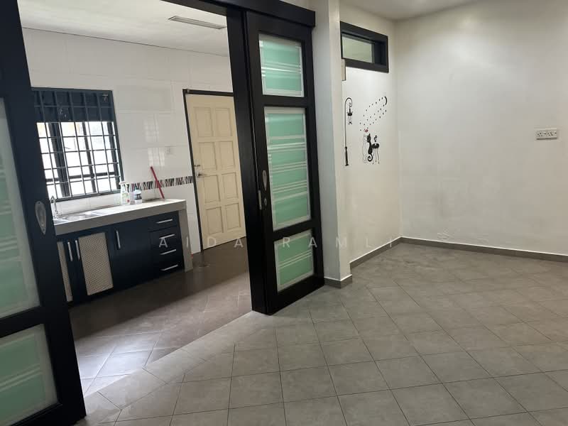 Rumah Teres 2 Tingkat untuk Dijual di Bukit Jelutong (Shah Alam) - Aida Ramli - PropertyGuru.com.my