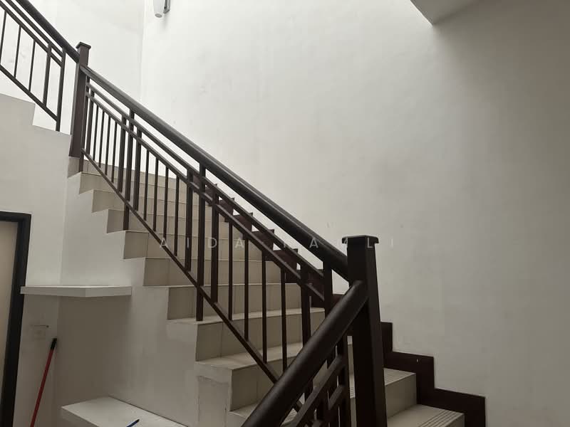 Rumah Teres 2 Tingkat untuk Dijual di Bukit Jelutong (Shah Alam) - Aida Ramli - PropertyGuru.com.my