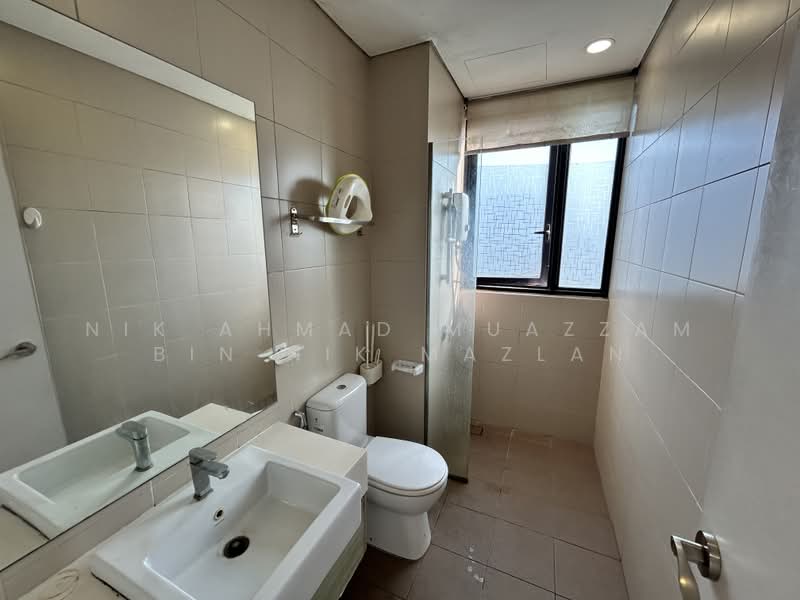 Servis Apartment untuk Disewa di i-Suite @ i-City - Nik Ahmad Muazzam Bin Nik Mazlan - Bathroom - PropertyGuru.com.my