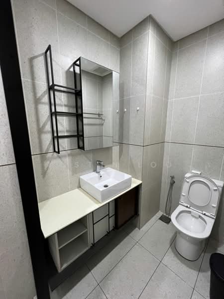 Service Residence for Rent at Millerz Square Serviced Residence - Austin Loo - Bathroom - PropertyGuru.com.my