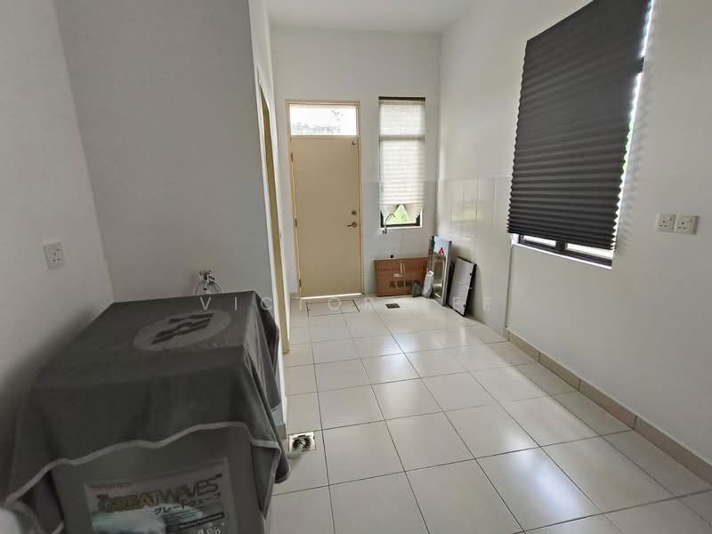 Rumah Teres 2 Tingkat untuk Disewa di Johor Bahru (Johor) - Victor Lee - Entrance - PropertyGuru.com.my