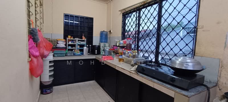 Rumah Teres untuk Dijual di Bandar Baru Uda (Johor Bahru) - Mohd Faez - Kitchen - PropertyGuru.com.my