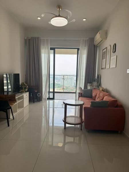 Kondominium untuk Dijual di Bay Point @ Country Garden Danga Bay - Siow Yan Er - Living Room - PropertyGuru.com.my