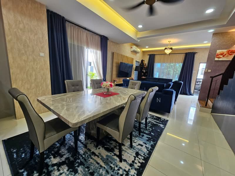 2-storey Terraced House for Sale in Cyberjaya (Selangor) - M.J Zairin - Dining Room - PropertyGuru.com.my