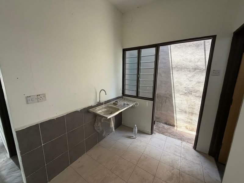 1-storey Terraced House for Sale in Bertam Perdana (Kepala Batas) - WT Ooi - Kitchen - PropertyGuru.com.my