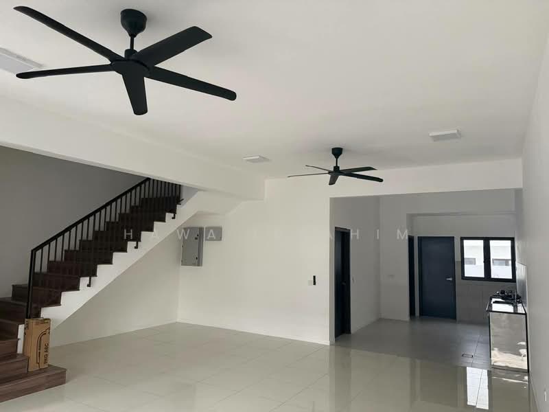 2-storey Terraced House for Rent in Sepang (Selangor) - Hawa Ibrahim - Living Room - PropertyGuru.com.my