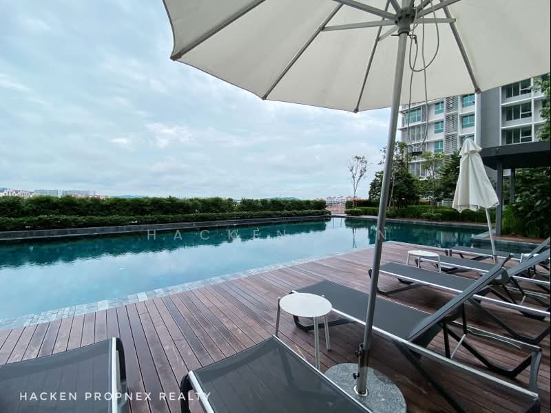 Servis Apartment untuk Dijual di Cantara Residences - Hacken Gan - Pool - PropertyGuru.com.my