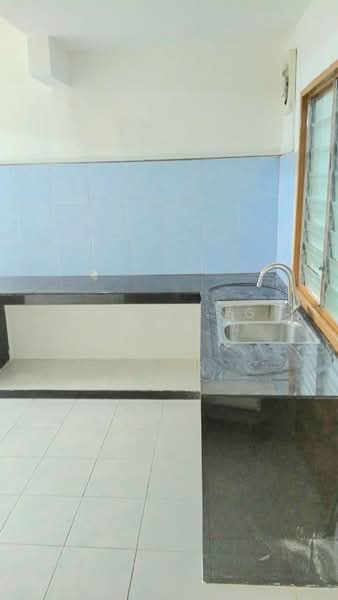 Rumah Teres 2 Tingkat untuk Dijual di Taman Scientex Pasir Gudang (Pasir Gudang) - Han Yong Ang - Kitchen - PropertyGuru.com.my