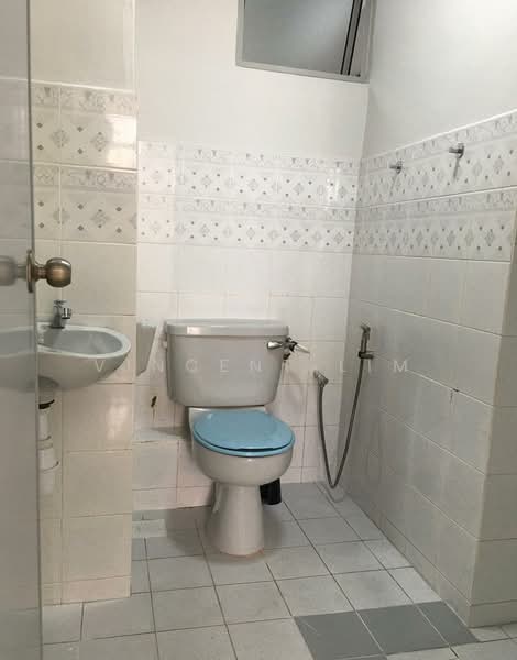 Condominium for Rent at Kelana Puteri - Vincent Lim - Bathroom - PropertyGuru.com.my