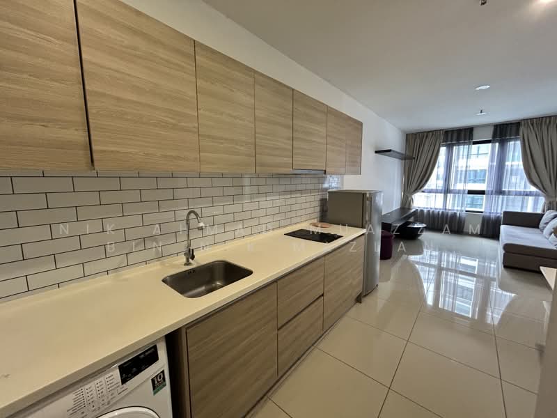 Servis Apartment untuk Disewa di i-Suite @ i-City - Nik Ahmad Muazzam Bin Nik Mazlan - Kitchen - PropertyGuru.com.my