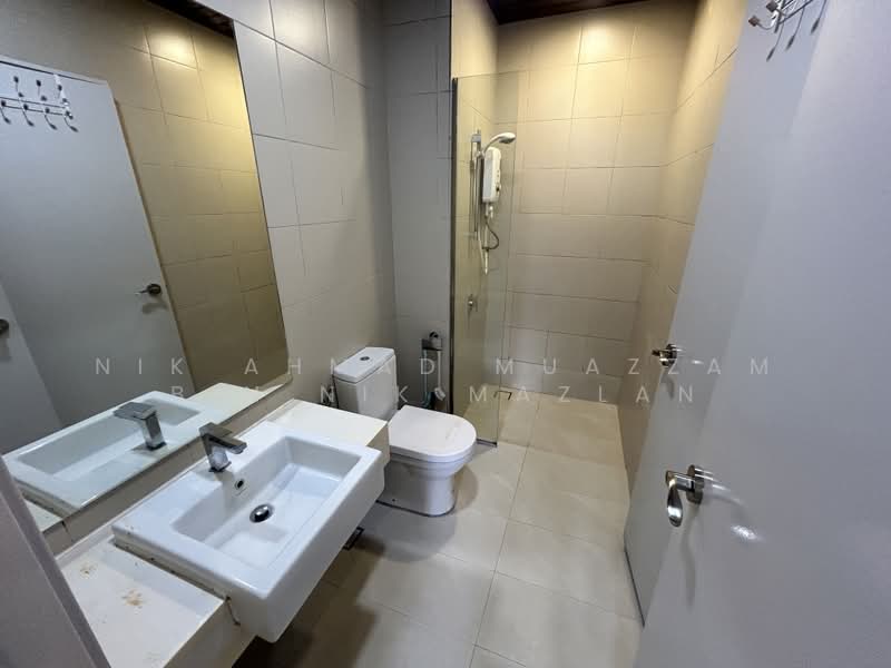 Service Residence for Rent at i-Suite @ i-City - Nik Ahmad Muazzam Bin Nik Mazlan - Bathroom - PropertyGuru.com.my