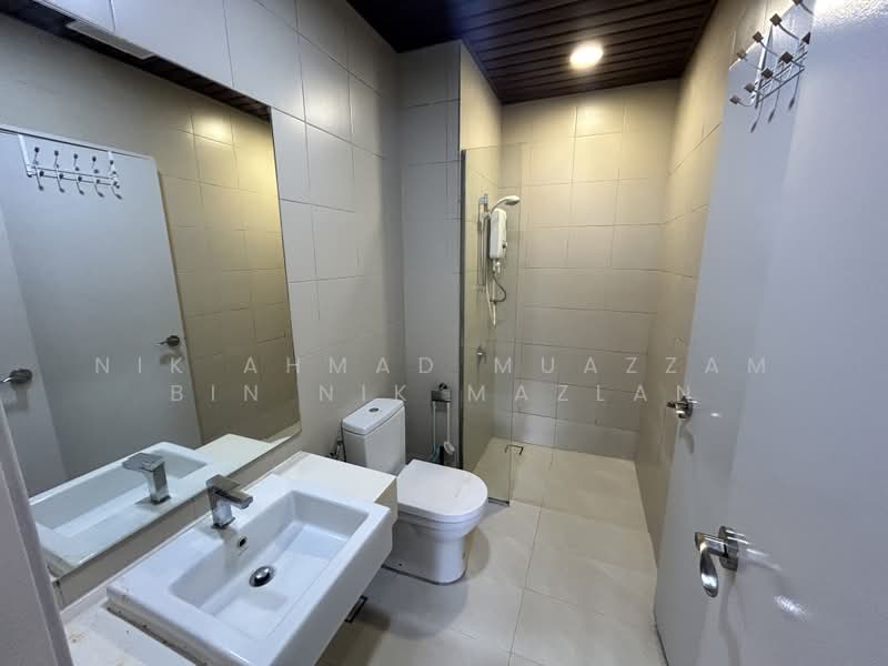 Service Residence for Rent at i-Suite @ i-City - Nik Ahmad Muazzam Bin Nik Mazlan - Bathroom - PropertyGuru.com.my