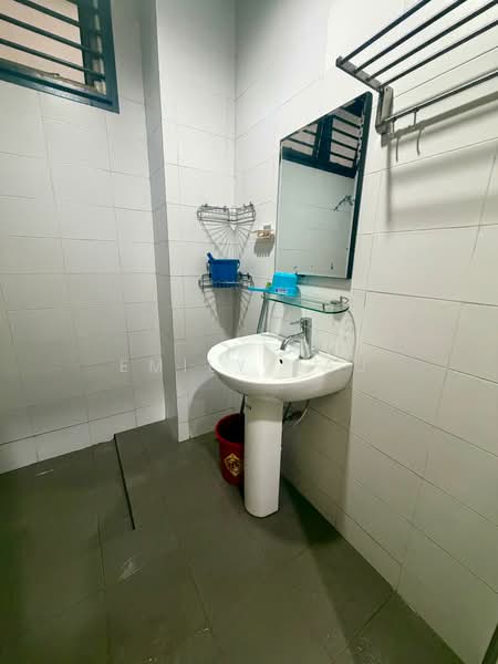 Service Residence for Rent at Palazio - Emily Hau - Bathroom - PropertyGuru.com.my
