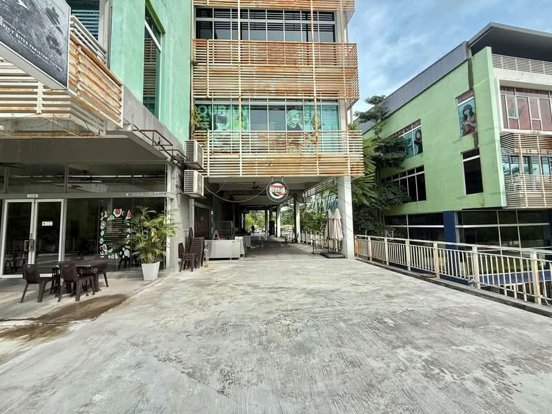 Kedai / Pejabat untuk Dijual di Bukit Jelutong (Shah Alam) - Sa'a Nordin - Exterior - PropertyGuru.com.my