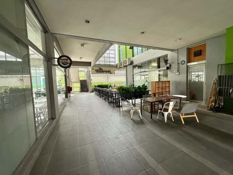 Kedai / Pejabat untuk Dijual di Bukit Jelutong (Shah Alam) - Sa'a Nordin - Exterior - PropertyGuru.com.my