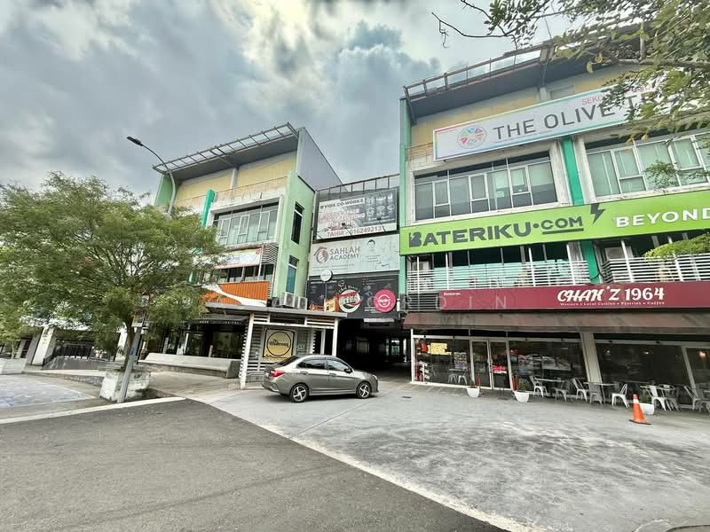 Kedai / Pejabat untuk Dijual di Bukit Jelutong (Shah Alam) - Sa'a Nordin - Exterior - PropertyGuru.com.my