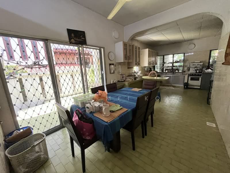 3.5-storey Terraced House for Sale in Damansara Heights (Kuala Lumpur) - Choon Mei Kong - Dining Room - PropertyGuru.com.my