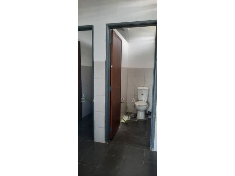 Semi-D Factory for Rent in Sungai Petani (Kedah) - Cai Yan - Bathroom - PropertyGuru.com.my