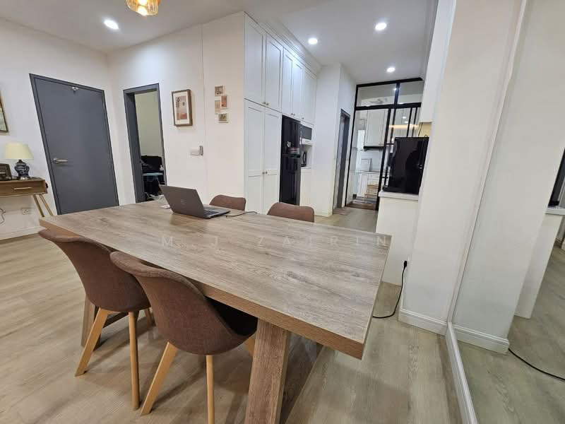2-storey Terraced House for Sale in Cyberjaya (Selangor) - M.J Zairin - Dining Room - PropertyGuru.com.my