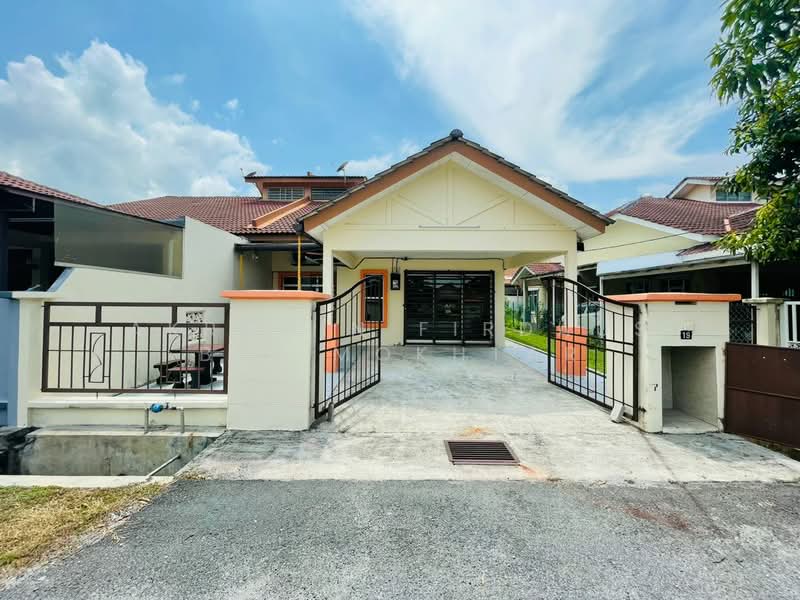 Semi-Detached House for Sale in Taman Indah Klia (Sepang) - Akramin Firdaus Bin Mokhtar - PropertyGuru.com.my