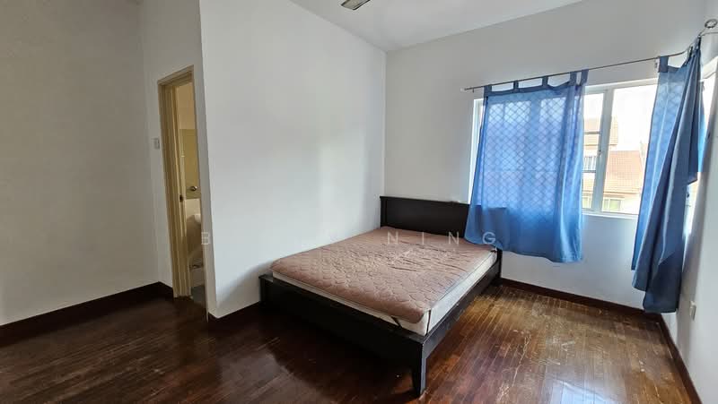 Rumah Teres 2.5 Tingkat untuk Disewa di Kampung Sungai Kayu Ara (Petaling Jaya) - Betty Ning - Bedroom - PropertyGuru.com.my