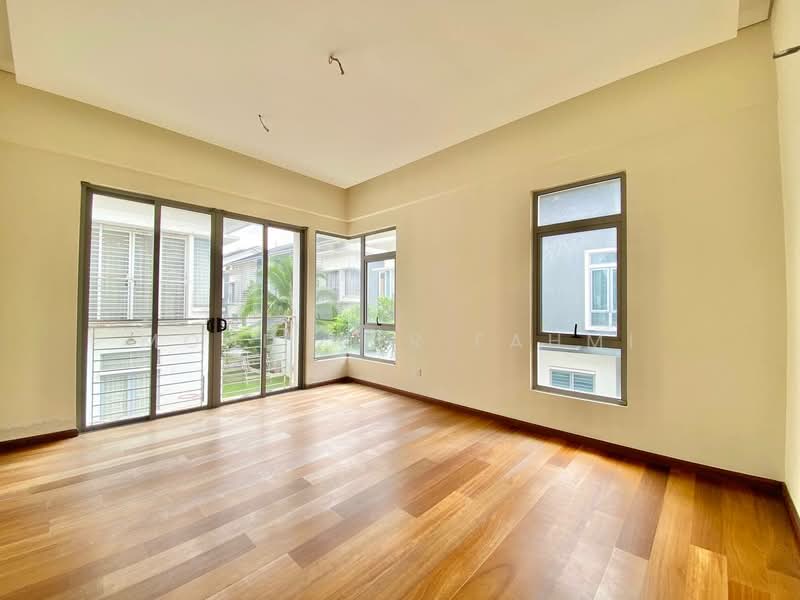 Rumah Berkembar untuk Dijual di Denai Alam (Shah Alam) - Mohd Nor Fahmi - Living Room - PropertyGuru.com.my
