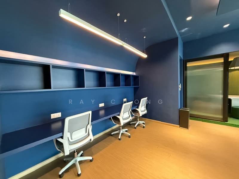 Condominium for Sale at SkyVogue - Ray Chong - Sky Lounge Work Desk - PropertyGuru.com.my