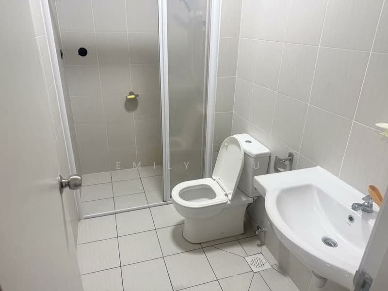 Service Residence for Rent at Meridin Bayvue Serviced Apartment - Emily Hau - Bathroom - PropertyGuru.com.my