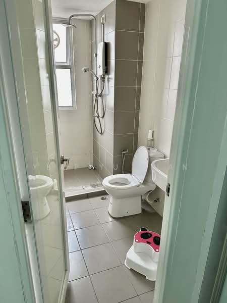 Kondominium untuk Dijual di Elit Heights @ Bayan City - Yeap Yu Quan - Bathroom - PropertyGuru.com.my