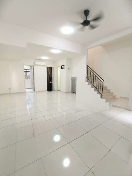 Rumah Teres untuk Dijual di Johor Bahru (Johor) - Florence Thong - Living Room - PropertyGuru.com.my