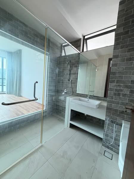 Condominium for Sale at Queens Residences Q2 @ Queens Waterfront - Yeoh . - Bathroom - PropertyGuru.com.my