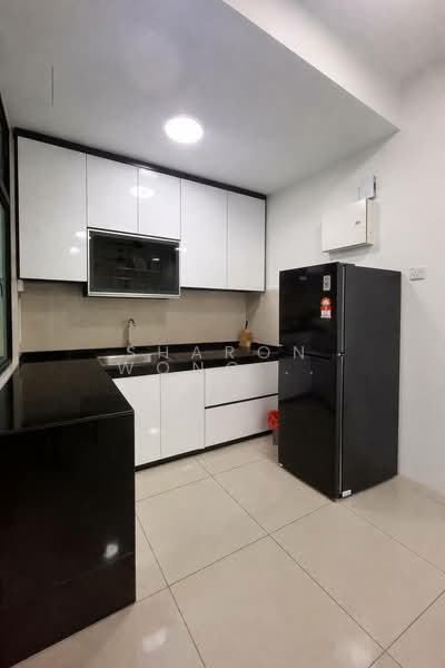 Pangsapuri untuk Disewa di Austin Regency (Pangsapuri Austin Perdana) - Sharon Wong Shu Shien - Kitchen - PropertyGuru.com.my