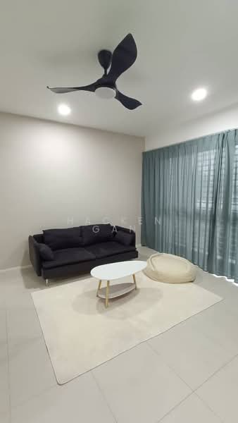 Servis Apartment untuk Dijual di Cantara Residences - Hacken Gan - Living Room - PropertyGuru.com.my