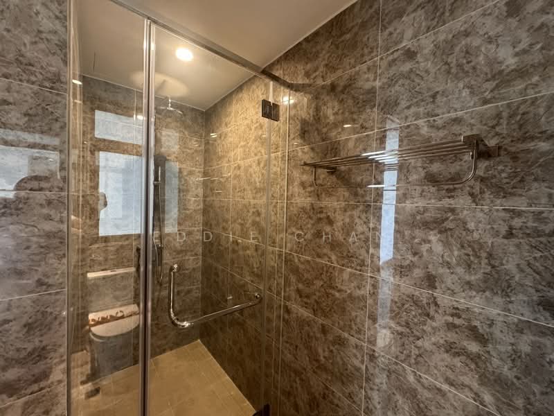 Kondominium untuk Dijual di R&F Princess Cove Phase 2-Seine Region - Eddie Chan - Bathroom - PropertyGuru.com.my