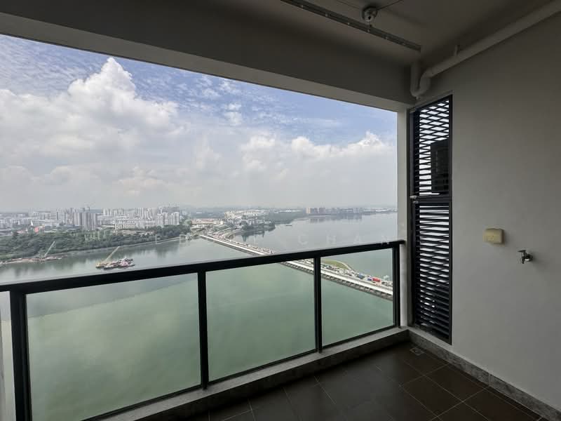Kondominium untuk Dijual di R&F Princess Cove Phase 2-Seine Region - Eddie Chan - Balcony - PropertyGuru.com.my
