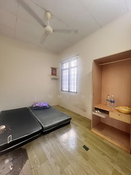 Apartment for Sale at Pangsapuri Adalia - Jimmy Ng - Bedroom - PropertyGuru.com.my