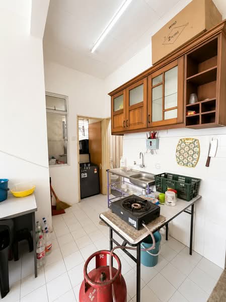 Apartment for Sale at Pangsapuri Adalia - Jimmy Ng - Kitchen - PropertyGuru.com.my